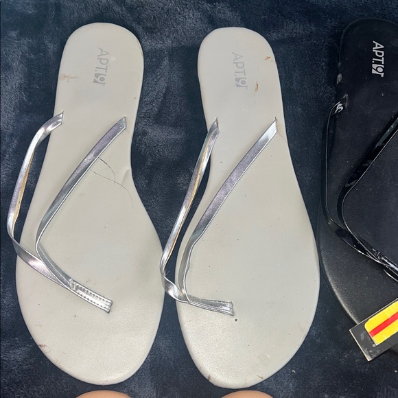 Kohls Lot LC Lauren Conrad Apt 9 Tan and Cream Sandals Size 10 & 11 - Picture 5 of 5